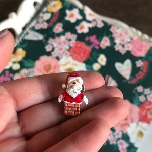 NWOT Mini Santa In Chimney Pin- free w purchase